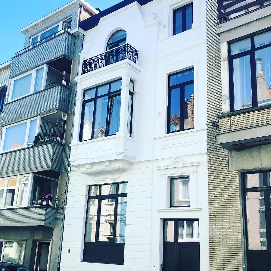 Chez Lileaula - Boho Duplex In Belle Epoque Apartment Ostend Belgium